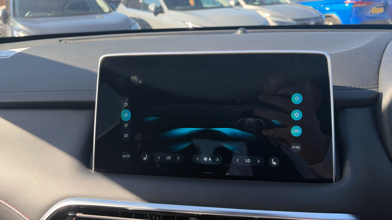 MG HS 1.5 T-GDI Trophy 5dr Petrol Hatchback